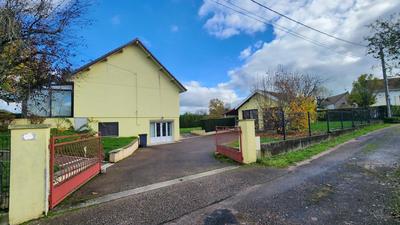 Maison - 145 m² - 6 pièces