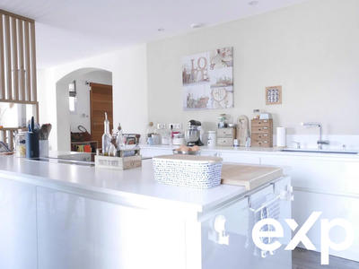 Maison - 160 m² - 7 pièces