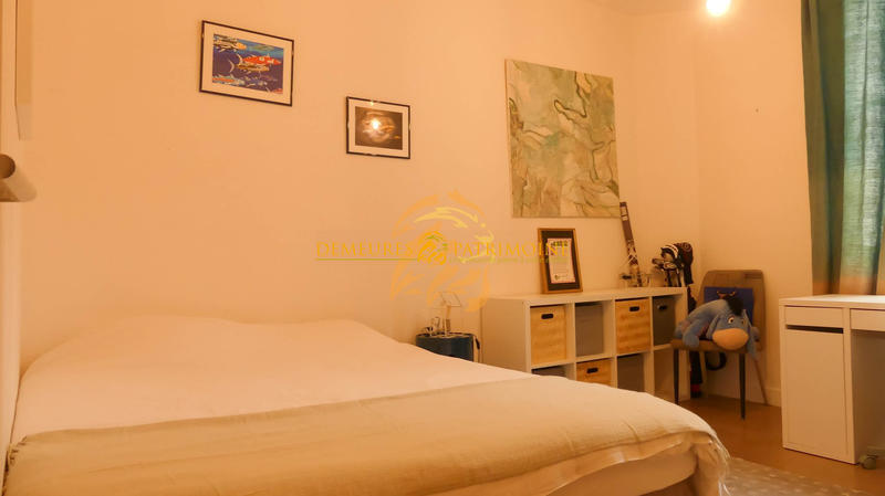 Duplex - 225 m² - 5 pièces