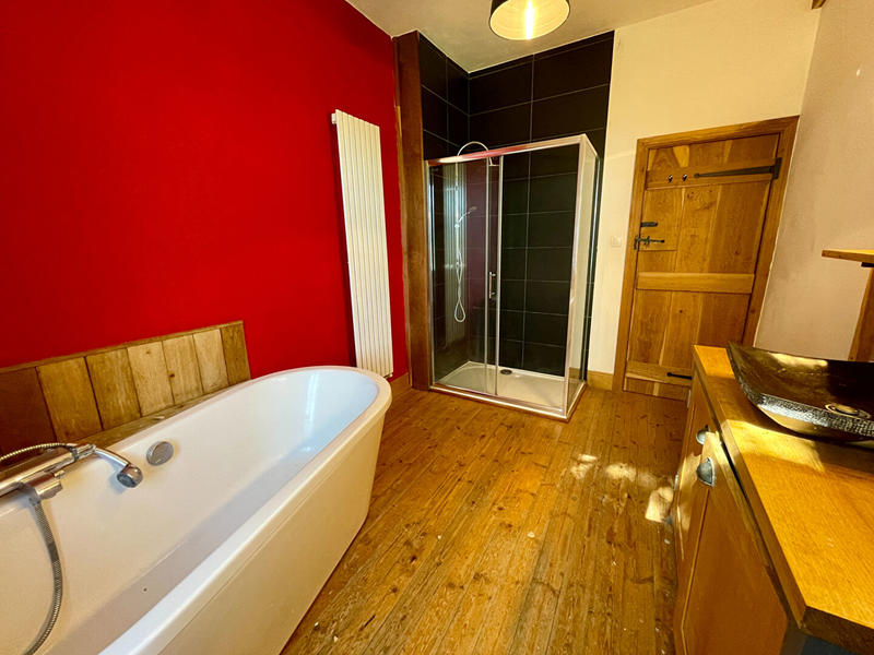 Maison - 150 m² - 7 pièces