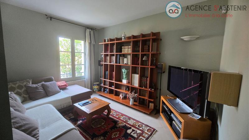 Maison - 258 m² - 7 pièces