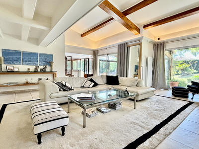 Villa - 282 m² - 8 pièces