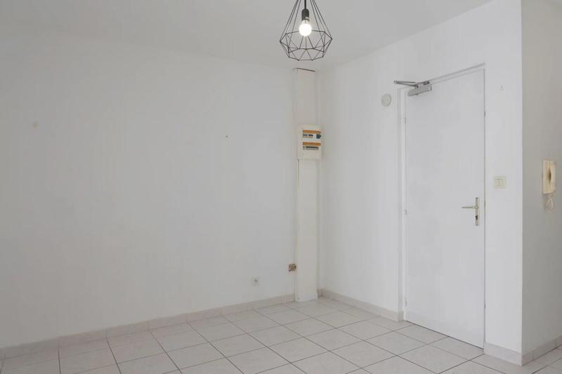 Studio - 18 m² - 1 pièce