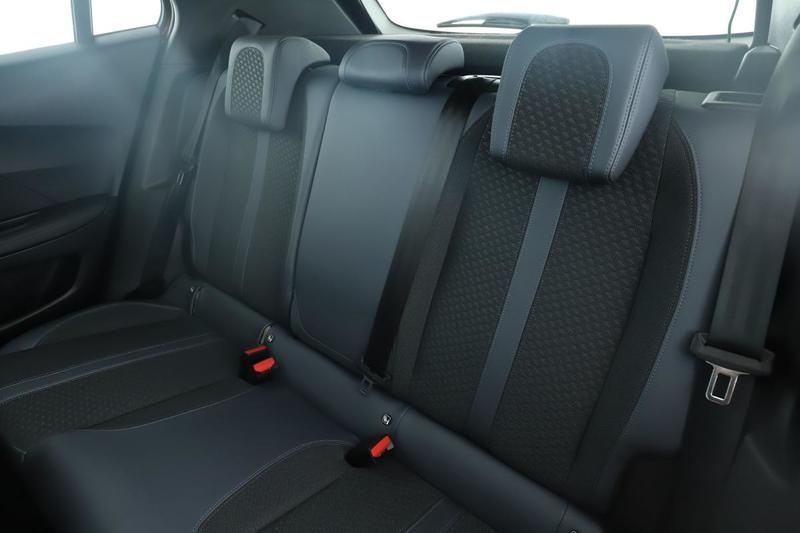 Peugeot 2008 1.2 PureTech Allure Eat8 131 ch