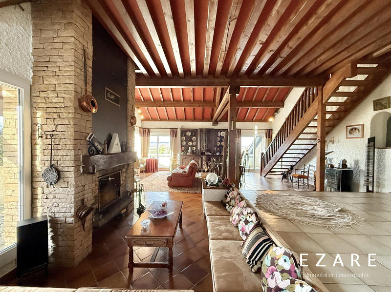 Maison - 314 m² - 7 pièces