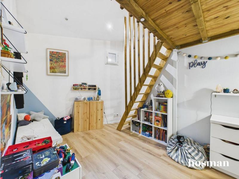 Appartement - 75 m² - 5 pièces