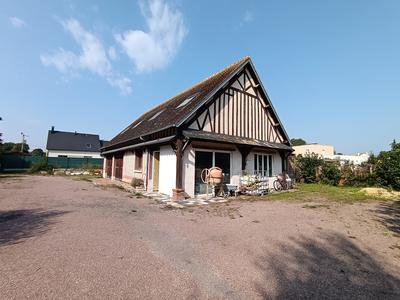 Parking / Garage - 120 m²