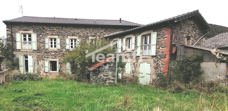 Ferme - 235 m² - 13 pièces