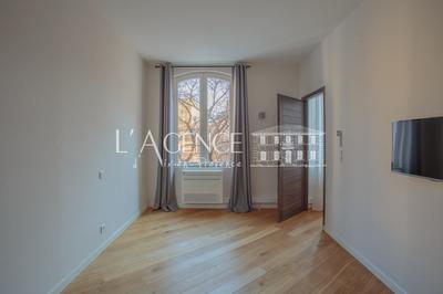 Appartement - 98 m² - 3 pièces