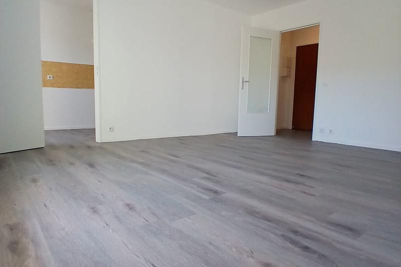 Appartement - 79 m² - 4 pièces