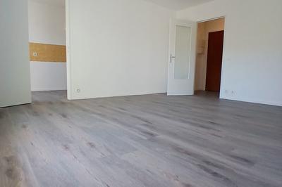 Appartement - 79 m² - 4 pièces