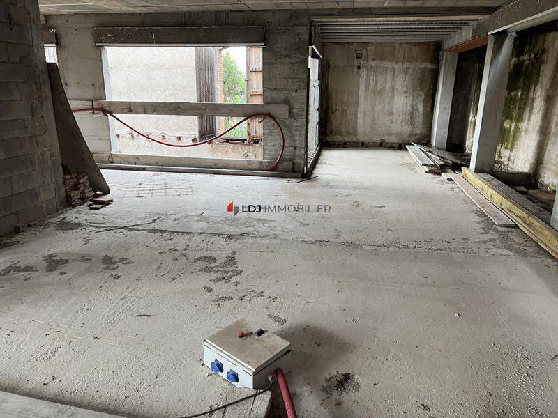 Immeuble - 1 200 m²