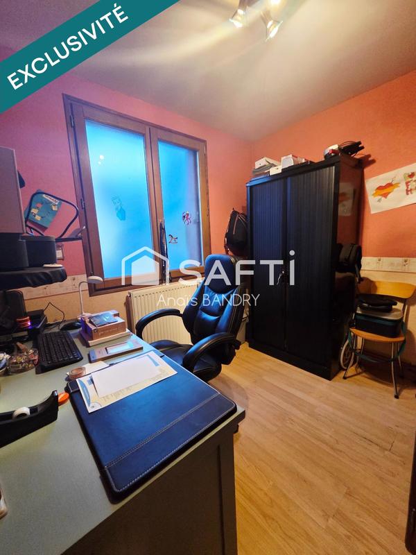 Maison - 175 m² - 10 pièces