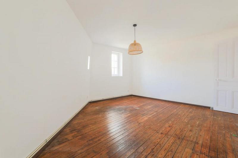 Appartement - 115 m² - 5 pièces