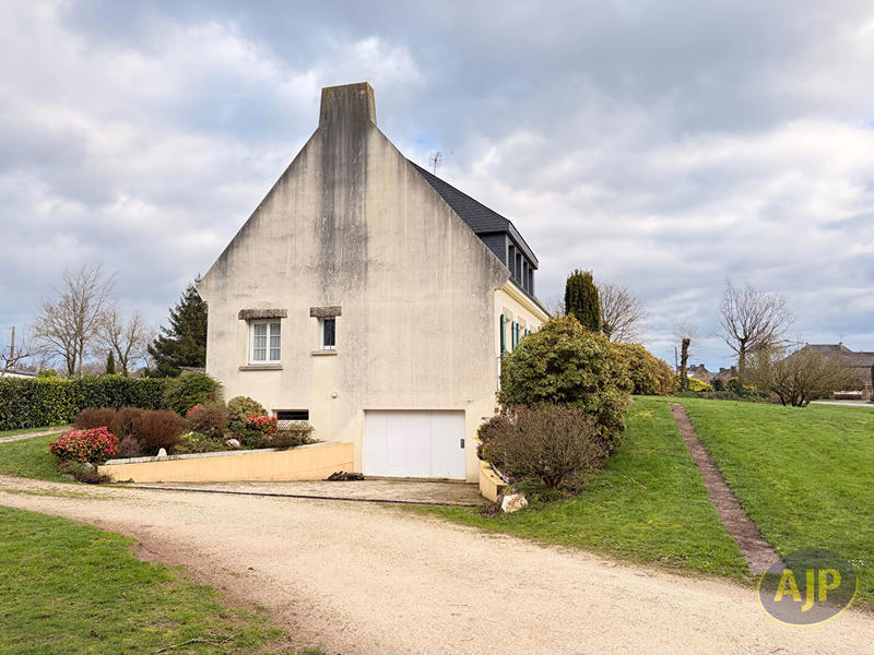 Maison - 120 m² - 6 pièces