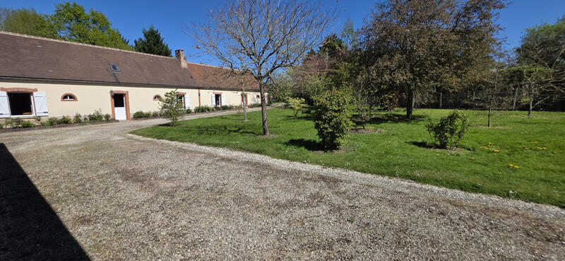 Propriété - 205 m² - 5 pièces