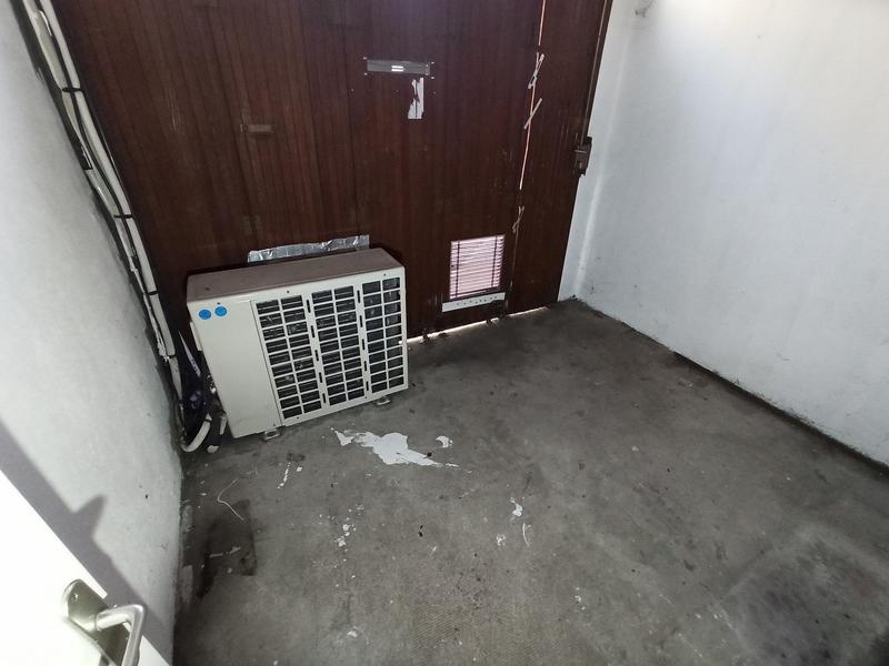 Local commercial - 115 m²