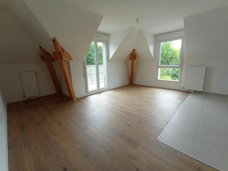 Appartement - 90 m² - 4 pièces