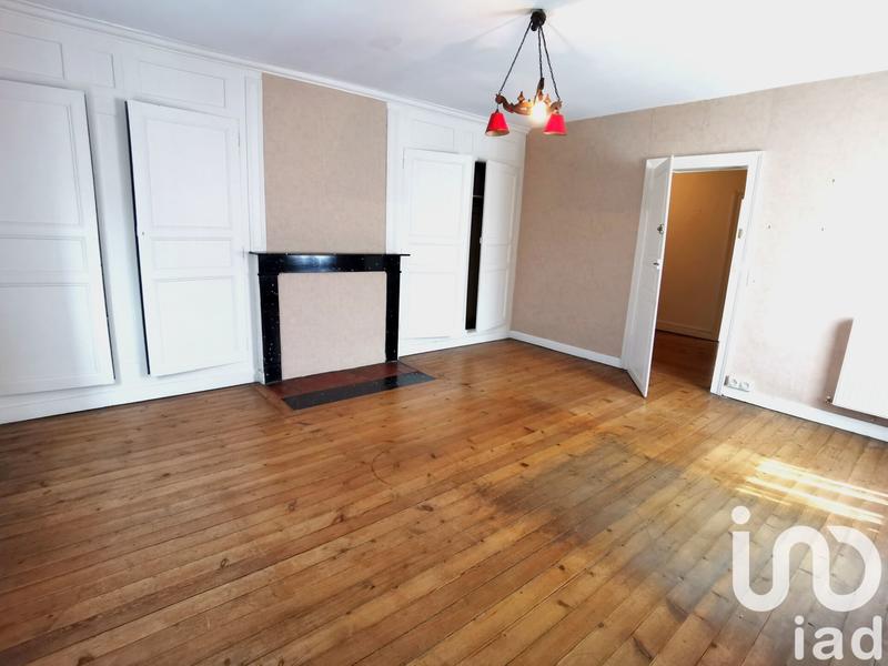 Maison - 220 m² - 7 pièces