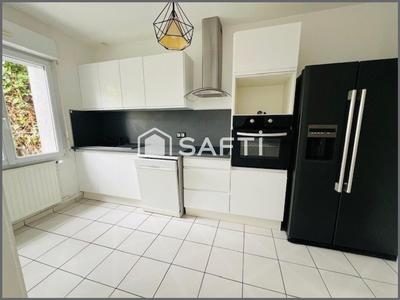 Maison - 189 m² - 10 pièces