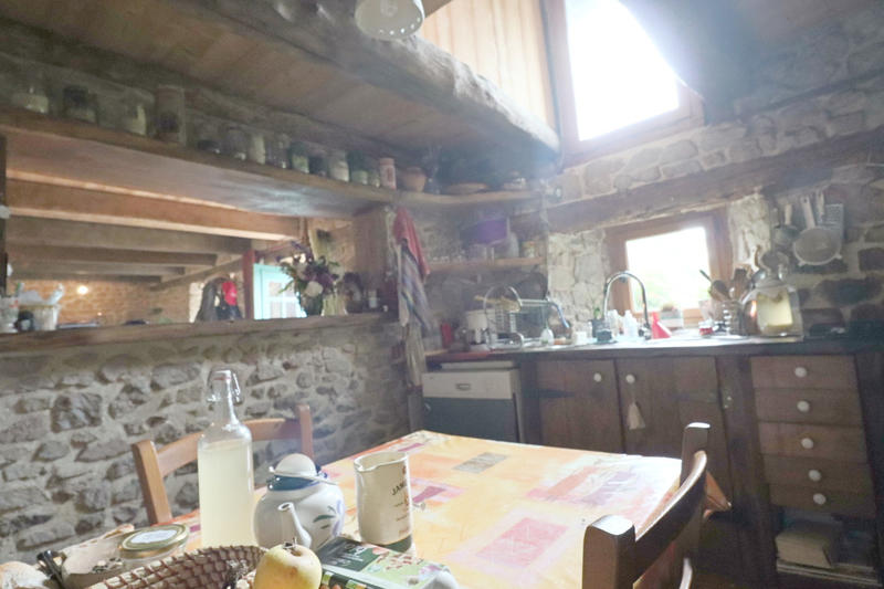 Propriété - 195 m² - 8 pièces