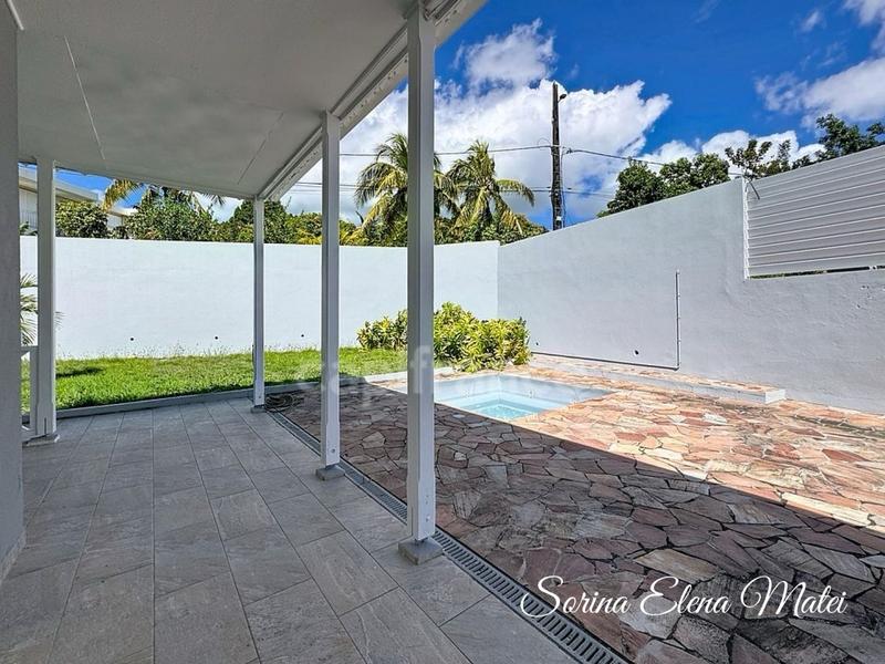 Maison - 123 m² - 7 pièces