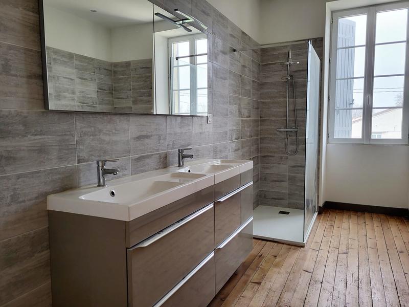 Maison ancienne - 270 m² - 8 pièces