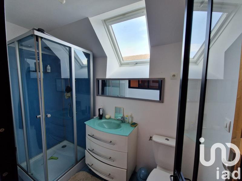 Maison - 202 m² - 7 pièces