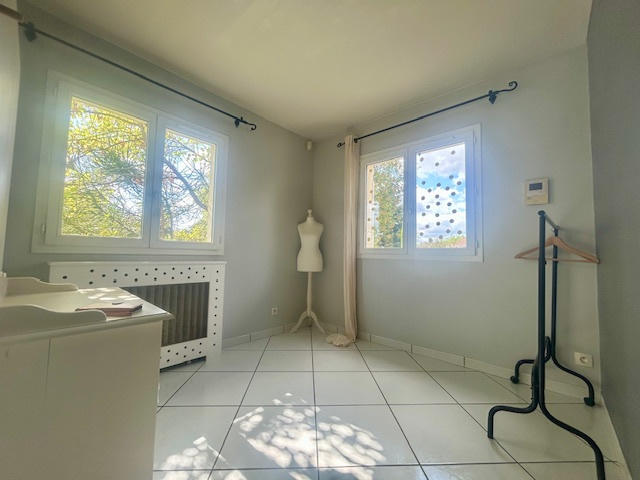 Maison - 177 m² - 7 pièces