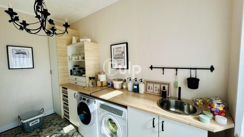 Maison bourgeoise - 230 m² - 15 pièces