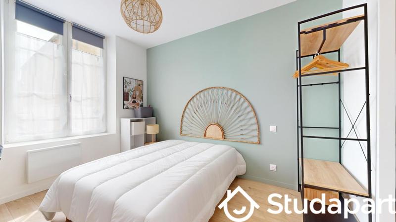 Chambre - 12 m² - 1 pièce