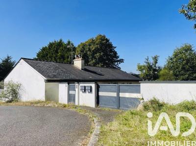 Maison - 180 m² - 9 pièces