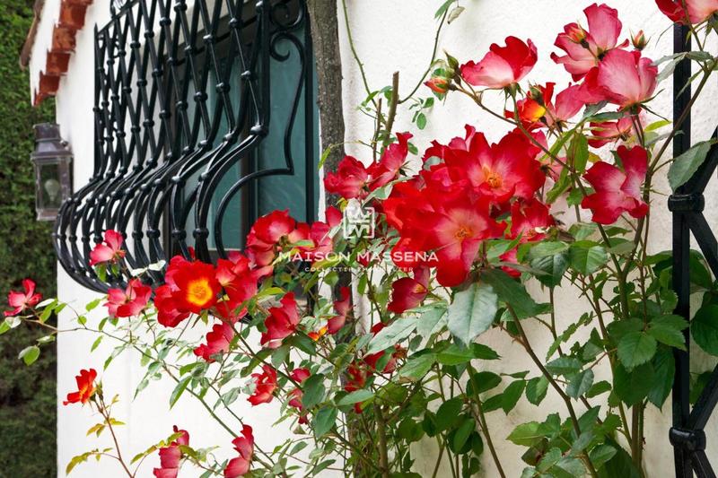 Propriété - 600 m² - 14 pièces