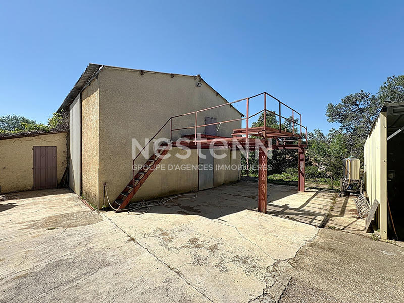 Maison - 178 m² - 8 pièces