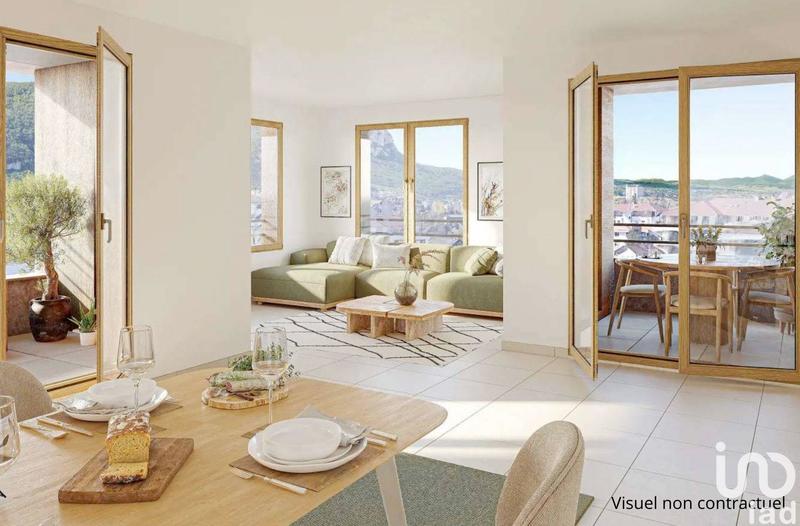 Appartement - 121 m² - 5 pièces