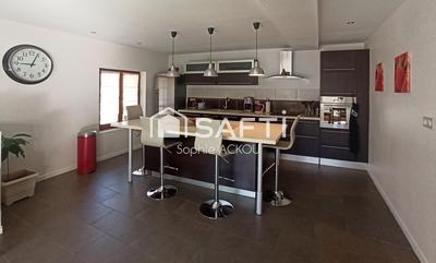 Duplex - 194 m² - 7 pièces