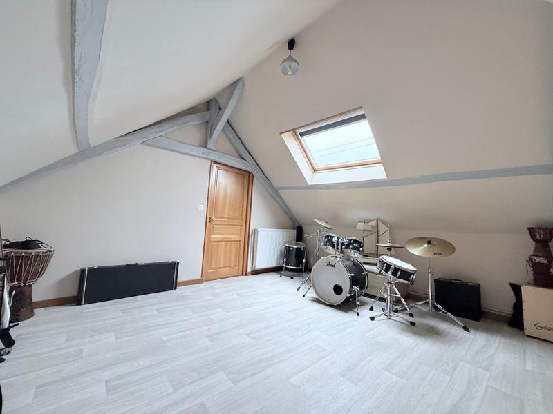 Maison - 230 m² - 4 pièces