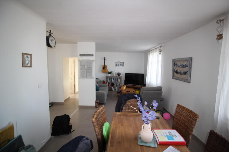 Maison - 176 m² - 8 pièces
