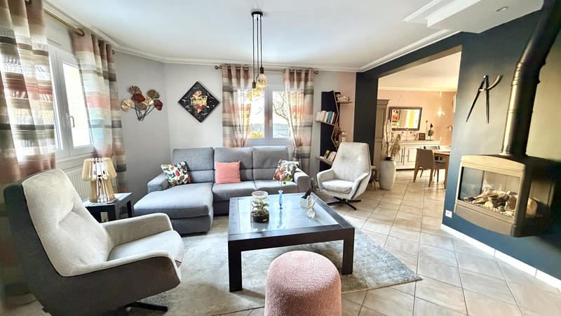 Maison - 111 m² - 7 pièces