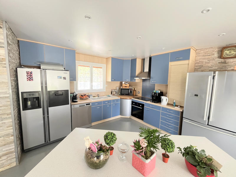 Maison - 160 m² - 8 pièces