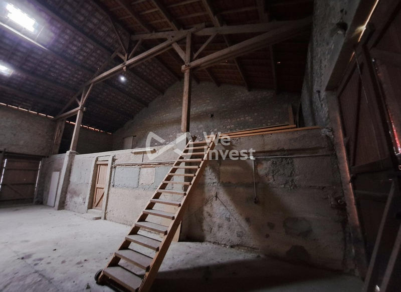 Maison - 213 m² - 8 pièces