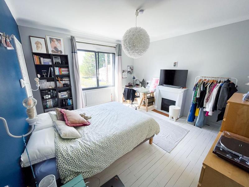 Maison - 175 m² - 9 pièces