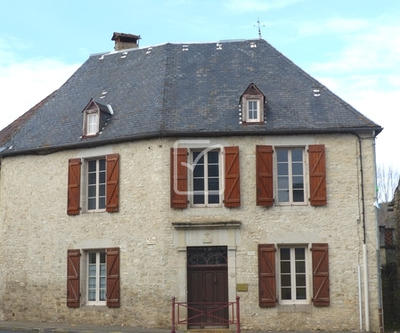 Maison - 157 m² - 5 pièces