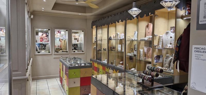 Local commercial - 66 m²