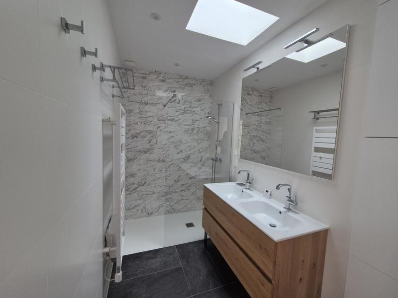 Maison - 170 m² - 5 pièces