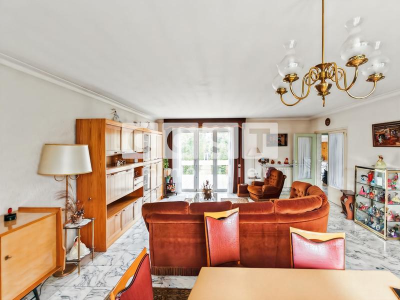 Maison - 157 m² - 4 pièces