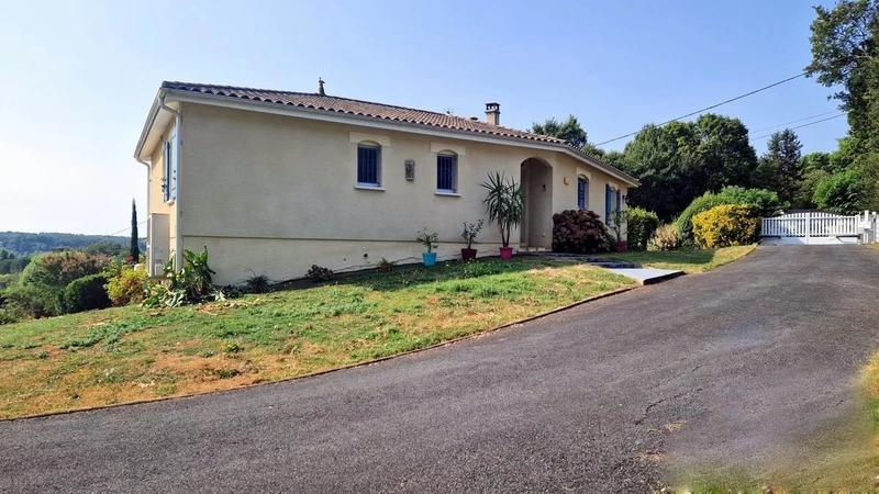 Maison - 130 m² - 7 pièces