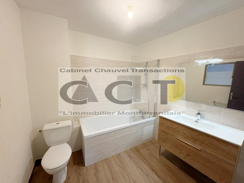 Maison - 98 m² - 5 pièces