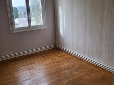 Maison - 80 m² - 5 pièces