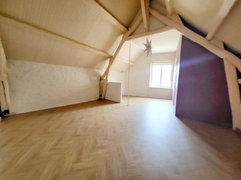 Demeure - 293 m² - 5 pièces